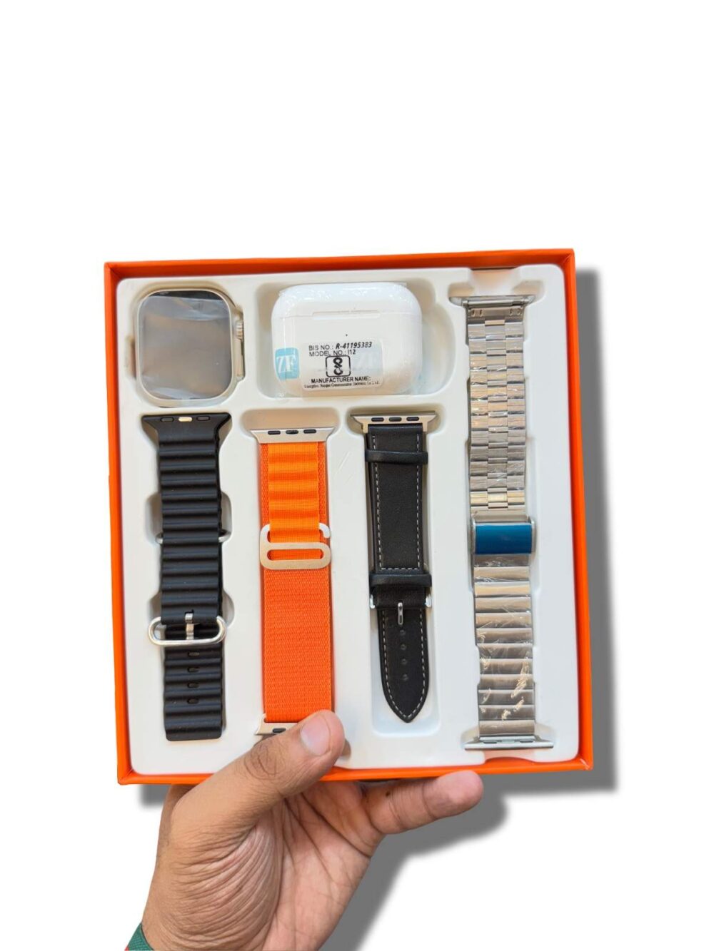 Offer watch + airpods + 4 straps
